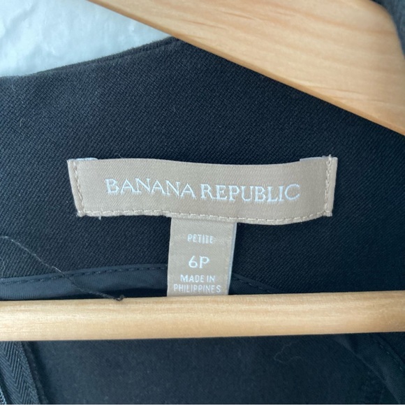 Banana Republic Black Cap Sleeve Square Neckline Bodycon Dress, Size 6P - Picture 4 of 5